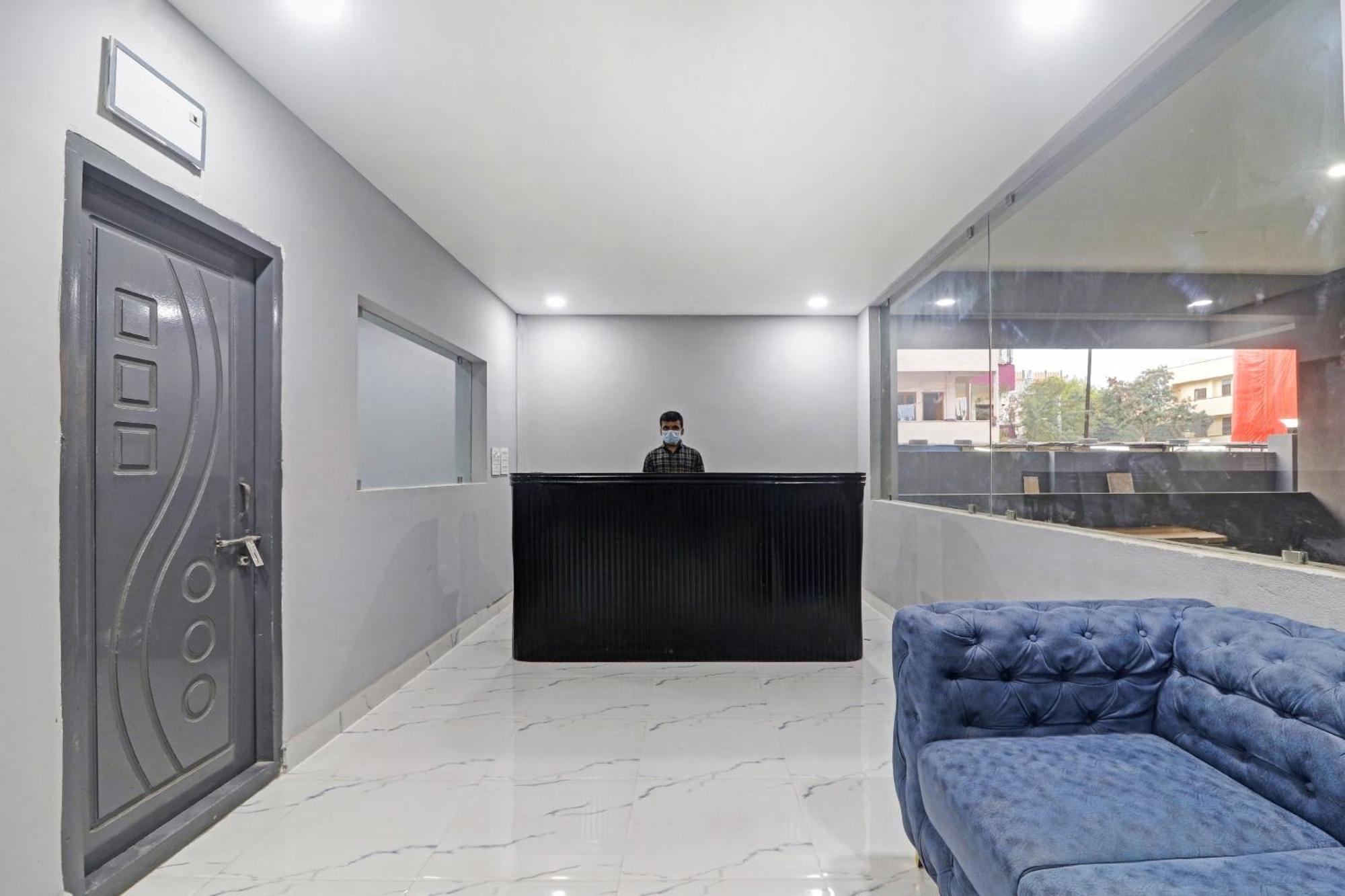 Townhouse Che Sigma Hotel Hyderabad Exterior photo