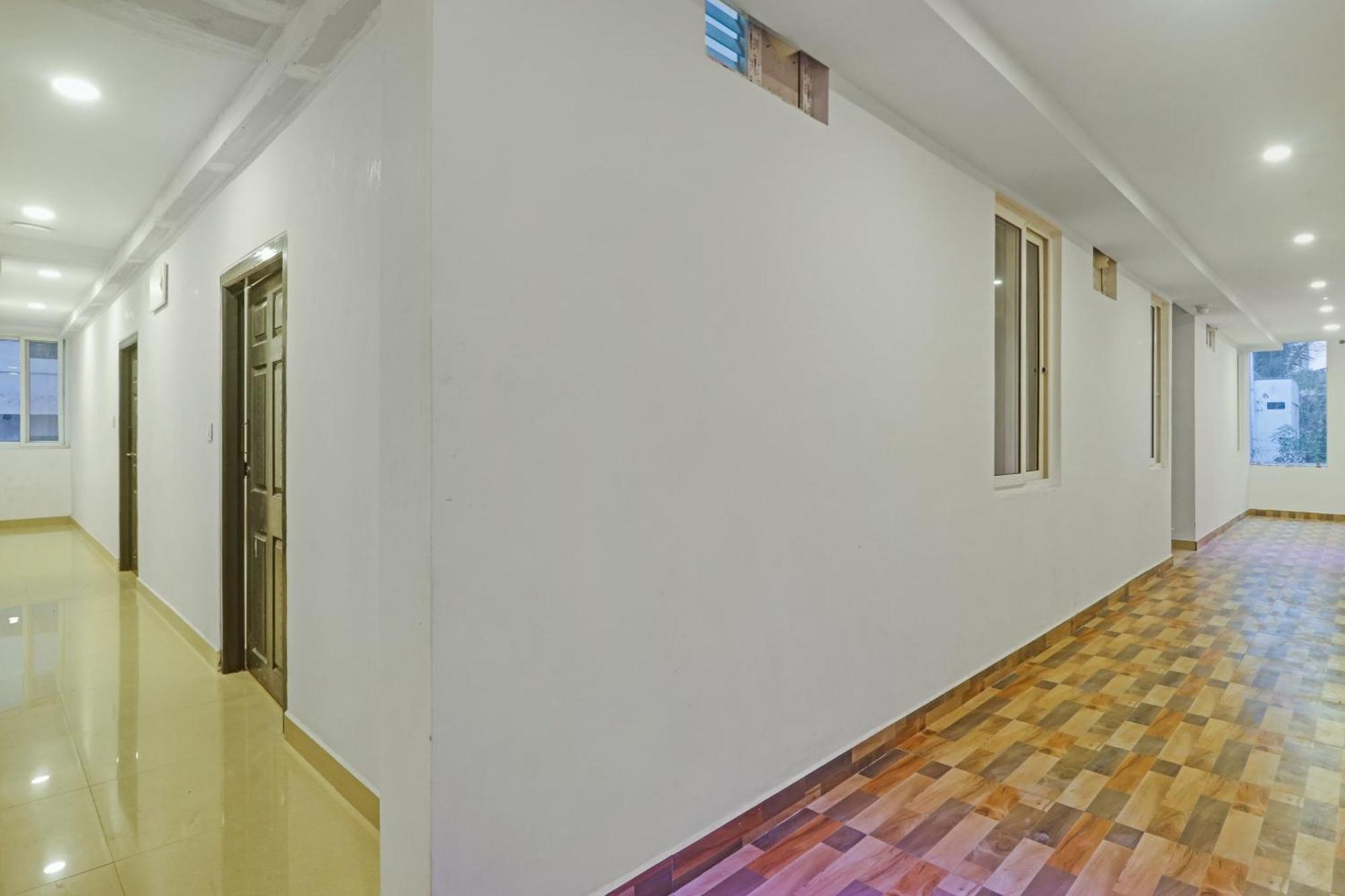 Townhouse Che Sigma Hotel Hyderabad Exterior photo
